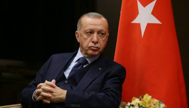 Erdogan predlaže smrtnu kaznu za one koji pale požare
