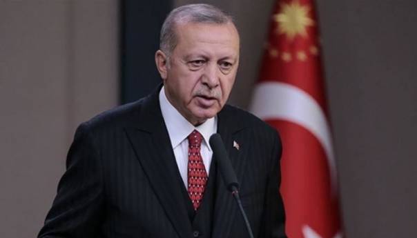 Erdogan razgovarao sa Thacijem i Vučićem