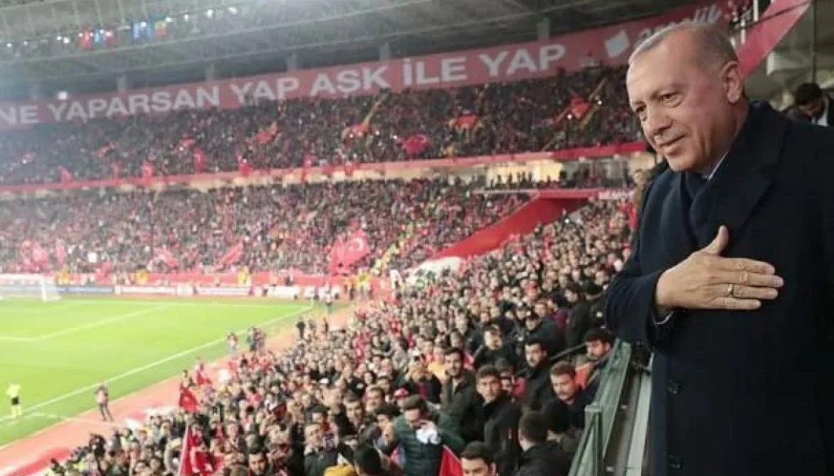 Erdogan stiže u Podgoricu da bodri Tursku protiv Crne Gore