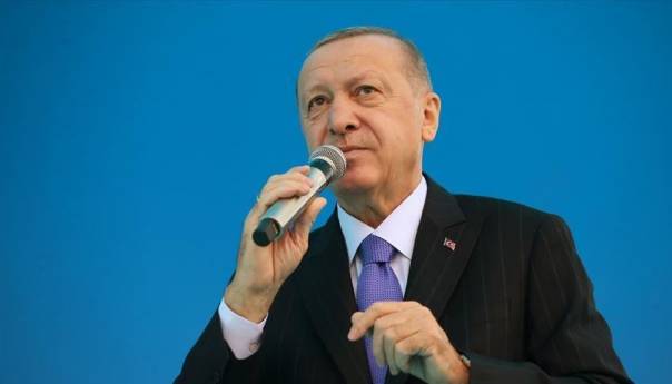 Erdogan: Svaki građanin Izmira čija je kuća uništena u potresu dobit će novu