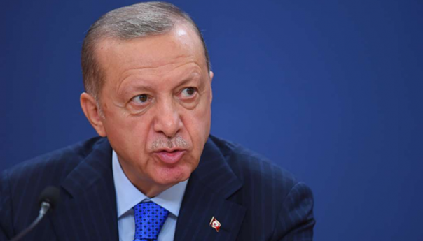 Erdogan: Turska od Švedske očekuje konkretne korake za odobrenje kandidature za NATO