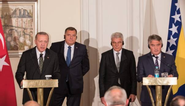 Erdogan: Turska spremna preuzeti ulogu posrednika u BiH, bez miješanja drugih