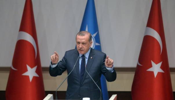 Erdogan: Turska želi posredovati između Ukrajine i Rusije