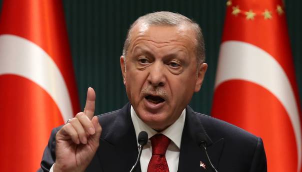 Erdogan zaprijetio 'čišćenjem' migrantskog kampa u Iraku