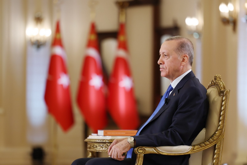 Erdoganu pozlilo usred intervjua: Ispričavam se ...