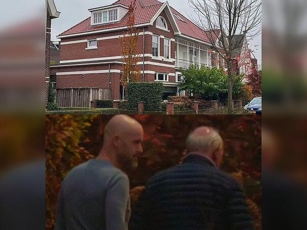 Erik ten Hag se vratio u porodični dom: Roditelji ga dočekali u rodnom gradu