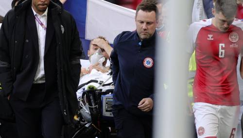 Eriksen pretrpio srčani udar, sada je u dobrom raspoloženju