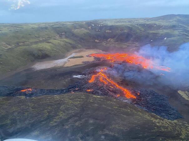 Erupcija vulkana na Islandu i dalje moguća, građani u strahu