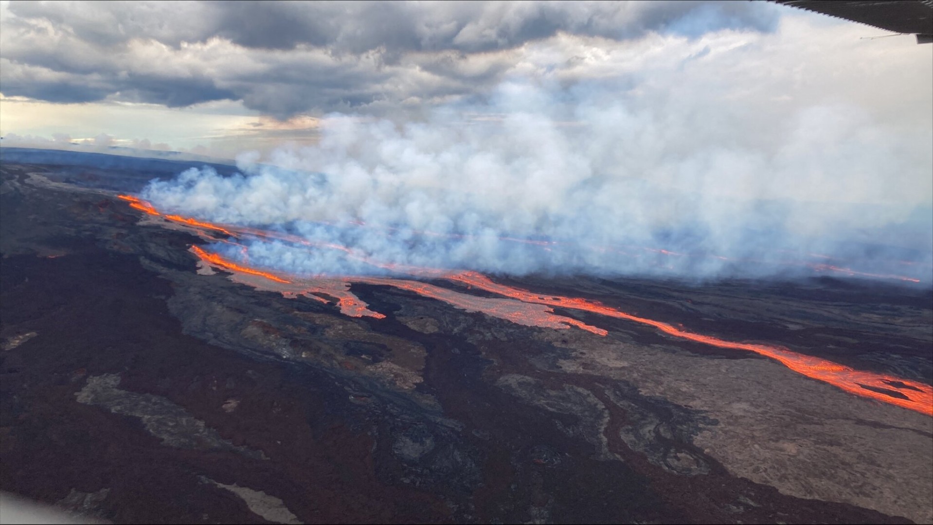 Eruptirao Mauna Loa, najveći vulkan na svijetu
