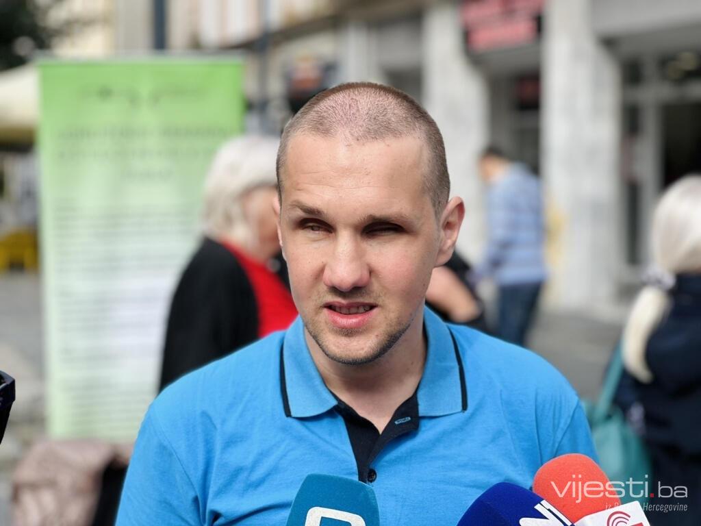 Ervin Ćosić oslijepio sa 21 godinom: Život mi se okrenuo, ali nisam odustao