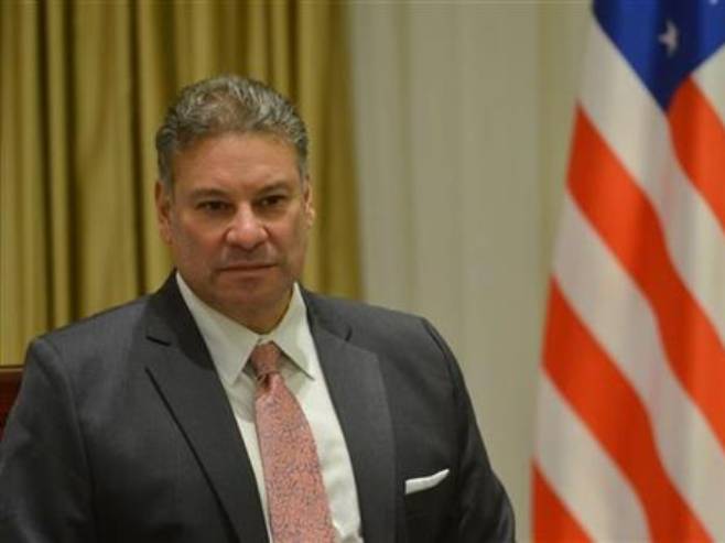 Escobar dolazi u Beograd i Prištinu