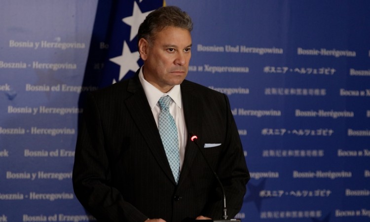 Escobar: Otvorena mogućnost da Dodik povuče odluke koje je donio i najavio