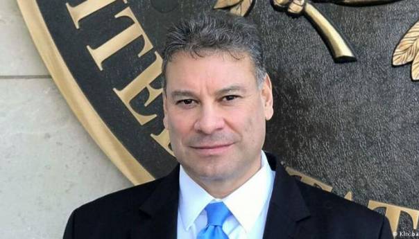 Escobar pozvao Srbiju da se pridruži sankcijama protiv Rusije