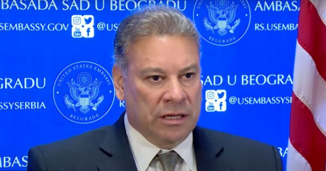 Escobar: Zaboraviti na 'Kosovo je Srbija'