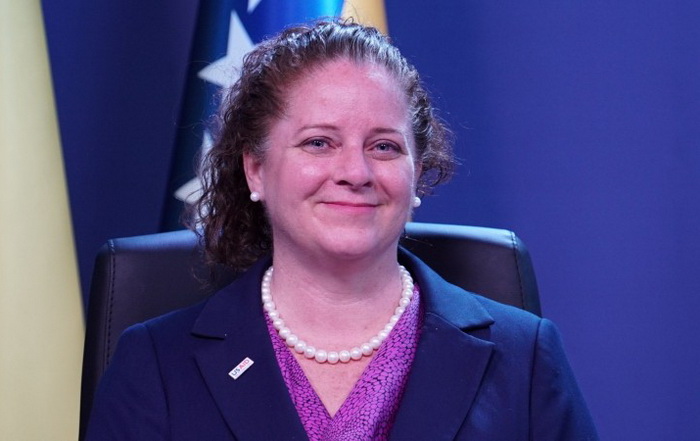 Eslick: Za BiH osigurano 1,2 miliona dolara za borbu protiv pandemije