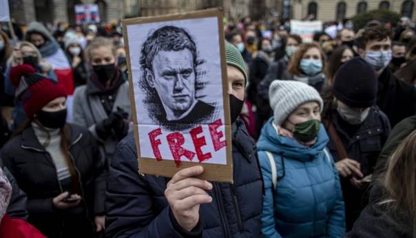 EU će se suzdržati od sankcija Rusiji ukoliko Navalni bude oslobođen