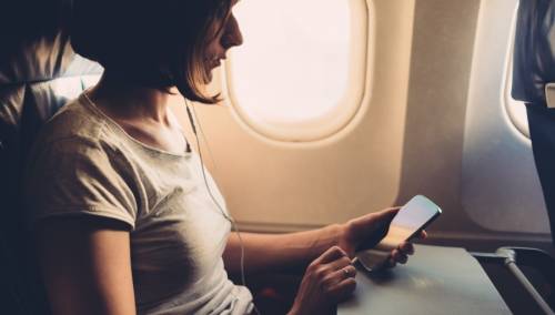 EU će uskoro odobriti pozive mobitelima na letovima