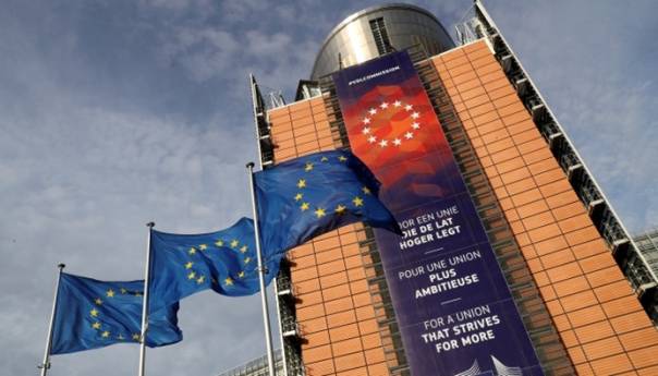 EU danas zatvara granice, Francuska u karanteni