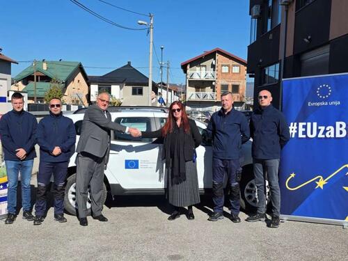 EU donira zaštitnu opremu vrijednu 130.000 eura deminerskim timovima u BiH