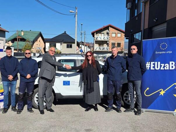 EU donira zaštitnu opremu vrijednu 130.000 eura deminerskim timovima u BiH
