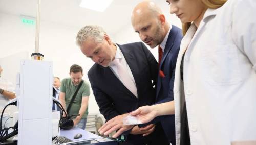 EU donirala informatičku i laboratorijsku opremu UIO BiH