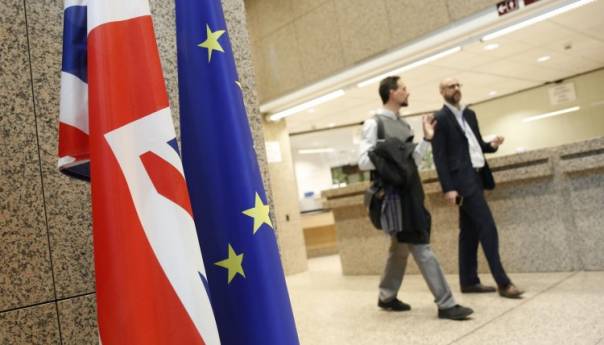 EU i Britanija intenzivno angažovani na postizanju sporazuma o budućim vezama