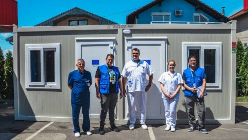 EU i IOM donirali pet kontejnera za skrining pacijenata Bihaću i Velikoj Kladuši
