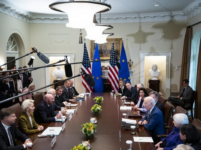 EU i SAD: Posvećenost transatlantskom partnerstvu