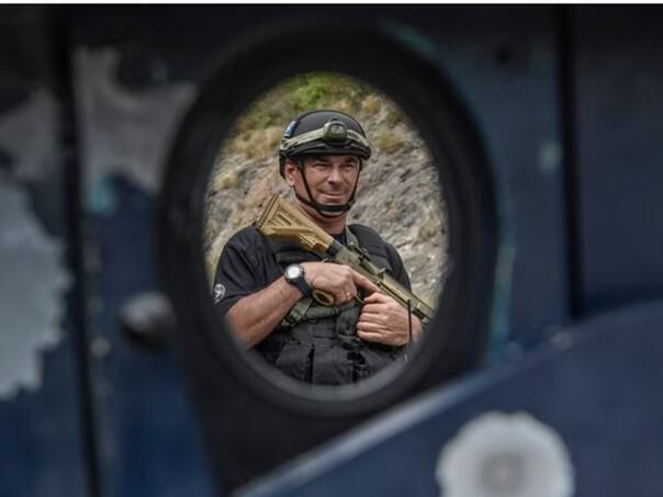 EU je protiv veličanja terorista i zato je ispoštovala dan žalosti na Kosovu, ali ne u Srbiji