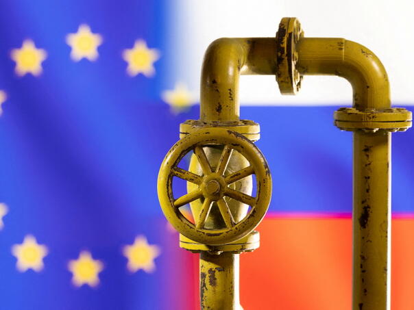 EU ostaje pri planu ukidanja uvoza ruske nafte do 2028.