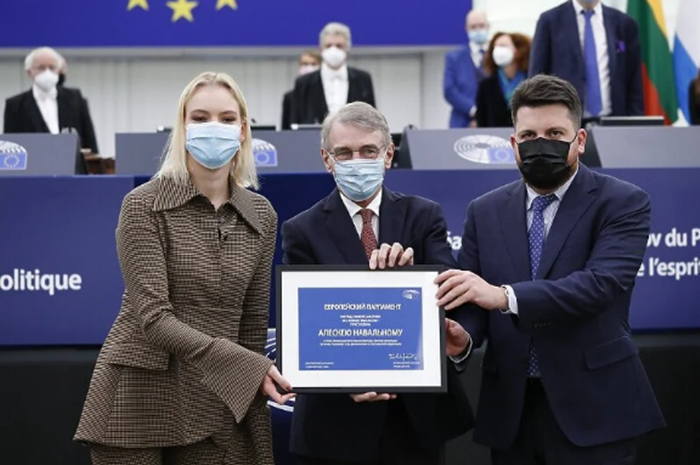 EU parlament dodijelio Navalnom nagradu, preuzela ju je njegova kćerka