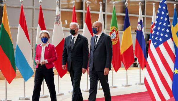 EU podržala Bidena uoči susreta s Putinom