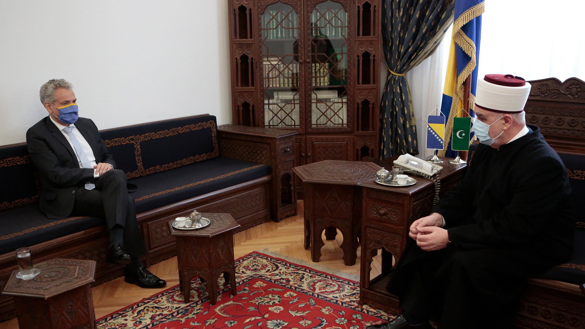 EU u fokus treba staviti Srebrenicu; Hitno isporučiti vakcine BiH