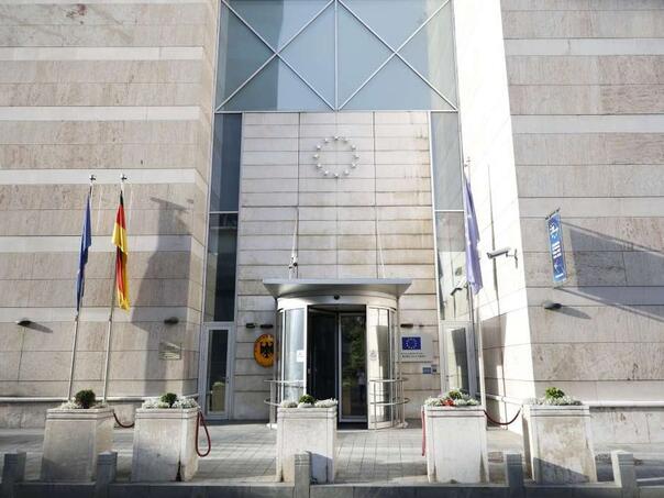 EU zabrinuta zbog nesuvajanja zakona u Domu naroda