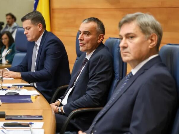 U toku hitna sjednica o EU zakonima