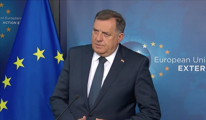 EU zastupnici opet zatražili sankcije, Dodik ih ismijava