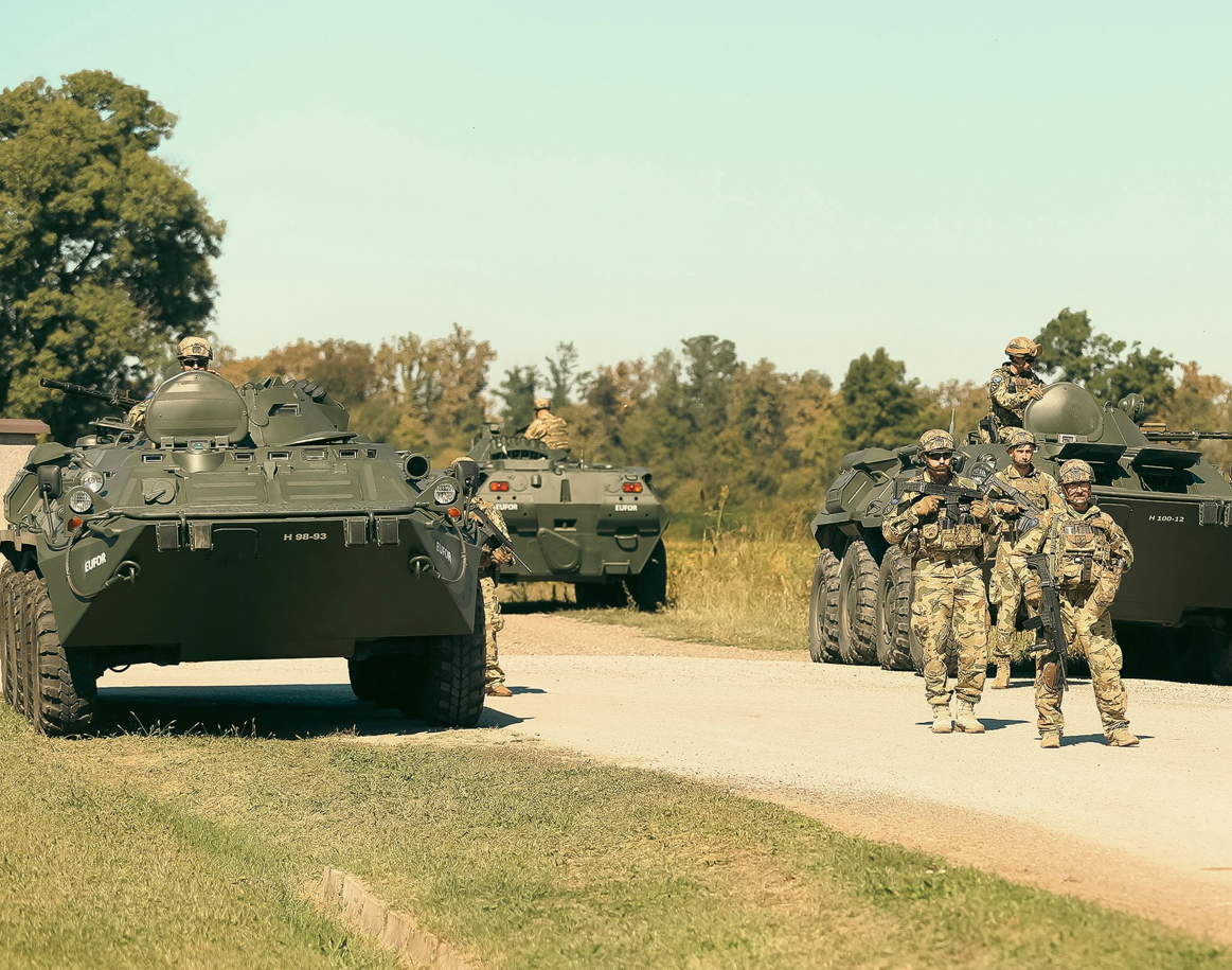 EUFOR i SIPA sutra na mostarskom aerodromu izvode pokaznu vježbu