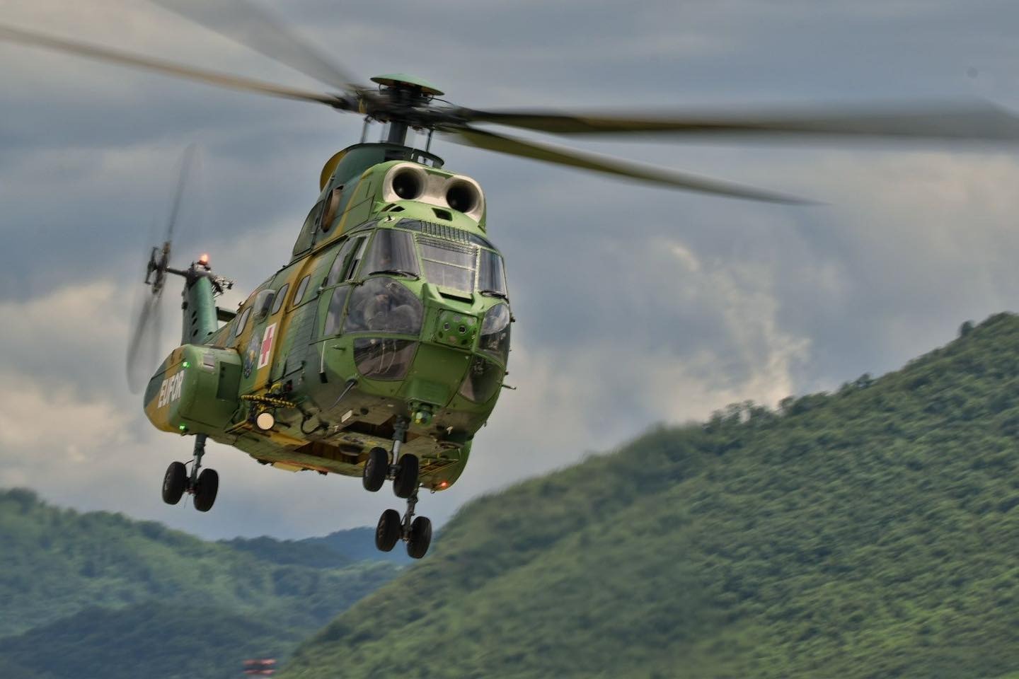 EUFOR-ovi helikopteri izvode rutinske vježbe širom BiH