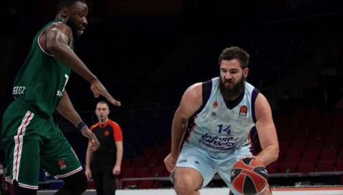 Euroliga: Četiri pobjede gostiju u pet utakmica, Baskonia nakon drame sačuvala obraz domaćina