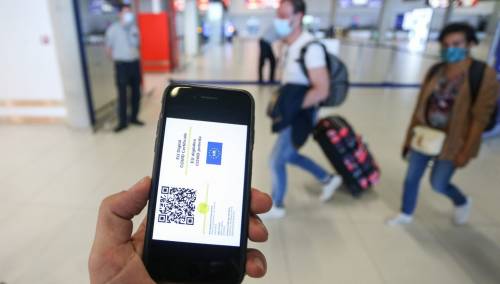 Europski parlament odobrio uvođenje digitalnih potvrda o cijepljenju