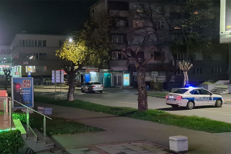 Doboj: Policija oko Doma zdravlja, muškarac prijeti bombom