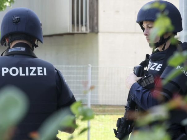 Evakuisano stotine djece u školi u Grazu zbog sumnjive torbe