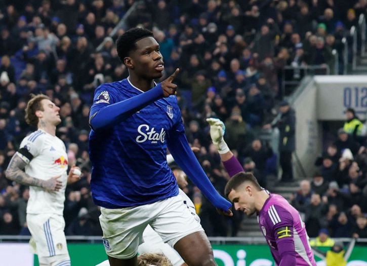 Everton i Leeds remizirali u posljednjoj utakmici ludog kola Premiershipa