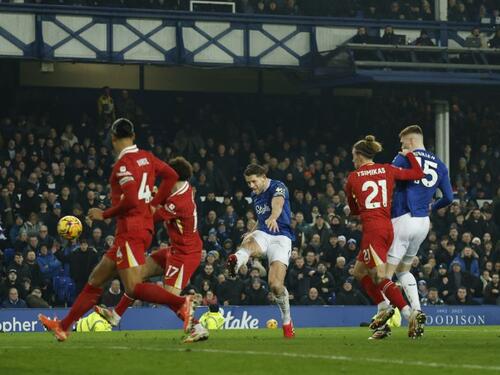 Everton se u 97. minuti spasio poraza u derbiju s Liverpoolom