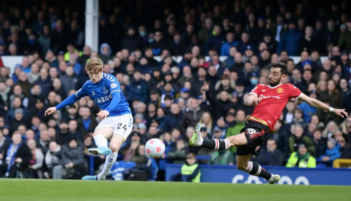 Evertonova pobjeda udaljila United od plasmana u Ligu prvaka