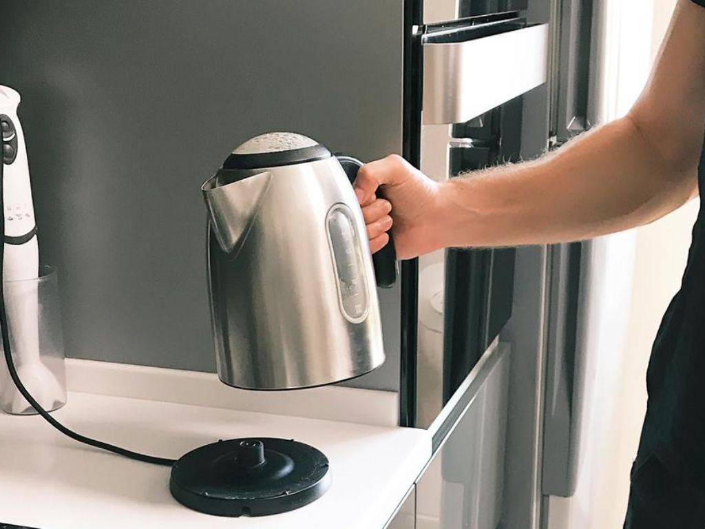 Evo kako da se riješite kamenca u kuhalu prirodnim putem