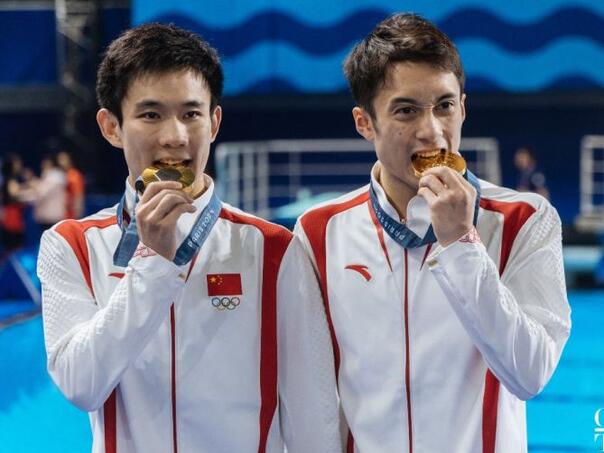 Evo zbog čega olimpijci grizu svoje medalje