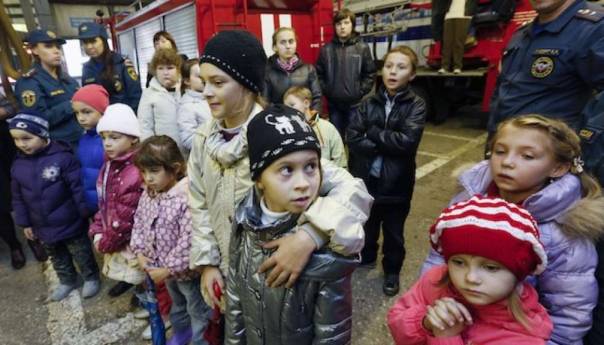 Evropa iskazuje dobrodošlicu ukrajinskim izbjeglicama, za razliku od tretmana migranata Sirijaca