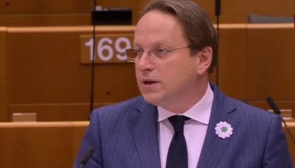 Evropa je podbacila u Srebrenici, suočeni smo s vlastitim sramom