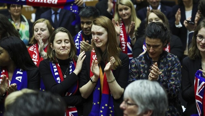 Evropljani se oprostili od Velike Britanije uz podršku Brexitu i nadu u povratak